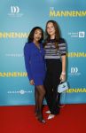 Amsterdam 14 oktober 2024
Premiere de Mannenmaker in Tuschinski met in de hoofdrollen oa Katja Schuurman Eva v d Wijdeven Leo Alkemade Georgina Verbaan Melissas Drost Huub Smit Yasmin Karssing en Rene Watzema .  Lina Houtman en een vriendin