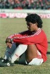 Tokio, 9 t/m 12 December 1988 PSV-Nacional Montevideo (Uruguay)
Met eindstand 1-1 na verlenging 2-2 en via een 6-7 verlies in penaltys.
PSV had 4 x de kans om winnaar te zien en uiteindelijk is het niet gelukt.
0-1 Ostolaza, 1-1 Romario , in de 110e minuut Ronald Koeman 2-1 en in de 119e min wederom Ostolaza 2-2
Wedstrijd werd gespeeld in tokio voor 62000 toeschouwers

Foto Peter Smulders BV