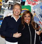 Rotterdam 18 oktober 2024
Frans Bauer treedt voor de 52e keer in ahoy op . Hij tradt oa samen op met zijn zoons Christiaan Frans jr en Jan . Ook Mariska Bauer trad op met Patty Brard . Verder aanwezig Lee Towers Billy Dans Django Wagner Chantal janzen Amar  en Sieneke. Ook de moeder van Frans en moeder van mariska waren aanwezig en zaten op de eerste rij . Patty Brard en haar man Antoine v d Vijver