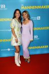 Amsterdam 14 oktober 2024
Premiere de Mannenmaker in Tuschinski met in de hoofdrollen oa Katja Schuurman Eva v d Wijdeven Leo Alkemade Georgina Verbaan Melissas Drost Huub Smit Yasmin Karssing en Rene Watzema . Perle Hagesteijn en Guusje Willemse