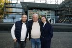 Utrecht 15 oktober 2024
Peter Gillis en zijn vriendin Wendy v Hout bij de rechtbank van Utrecht waar Wendy een rechtszaak heeft met haar ex die filpjes van haar online heeft gezet . Ook Mark Gillis was aanwezig . Haar ex partner kwam niet opdagen .