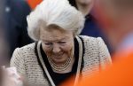 Soestdijk 5 oktober 2024
Prinses Beatrix woordt aangevallen door een wesp op paleis Soestdijk.
