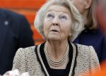 Soestdijk 5 oktober 2024
Prinses Beatrix woordt aangevallen door een wesp op paleis Soestdijk.