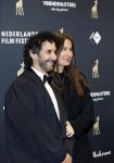 Utrecht 3 oktober 2025
Uitreiking gouden kalveren op het Nederlands film festival. Achmed Akkabi
poseert met partner Eileen Akkabi-Pekelharing
