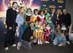 Utrecht 12 oktober 2025
Premiere de club van sinterklaas in kinepolis . Bert v Leeuwen met gezin en Romee Strijd met man Laurens v Leeuwen