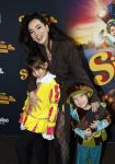Utrecht 12 oktober 2025
Premiere de club van sinterklaas in kinepolis . Bibi Breijeman met kinderen