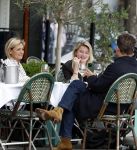 Amsterdam 2 oktober 2025
Leco v Zadelhoff dochter Robbie Sintenie  Estelle Cruijff en Caroline Tensen op terras in Amsterdam zuid.