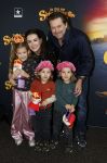 Utrecht 12 oktober 2025
Premiere de club van sinterklaas in kinepolis . Ferri Somogyi met vriendin en hun kinderen