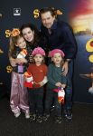 Utrecht 12 oktober 2025
Premiere de club van sinterklaas in kinepolis . Ferri Somogyi met vriendin en hun kinderen