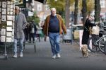 Amsterdam 11 oktober 2025
Frans Mulder met partner en hondje in Amsterdam zuid.