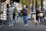 Amsterdam 11 oktober 2025
Frans Mulder met partner en hondje in Amsterdam zuid.