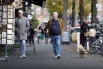 Amsterdam 11 oktober 2025
Frans Mulder met partner en hondje in Amsterdam zuid.