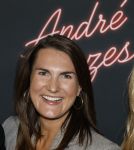 Rotterdam 1 oktober 2025
Premiere nieuwe theatershow Andre Hazes in het nieuwe Luxor. Iris v d Ende met collega's