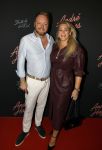 Rotterdam 1 oktober 2025
Premiere nieuwe theatershow Andre Hazes in het nieuwe Luxor. John Dirne met zijn vrouw