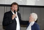 Doorn 5 oktober 2025
Cd presentatie van Anneke Gronloh . Joke Alberts krijgt eerste lp uit handen van Bart Peters