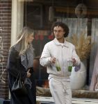 Amsterdam 1 oktober 2025
Jordi v d Bussche (Kwebbelkop) en zijn vriendin julie Sleper