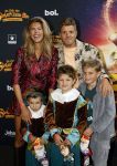 Utrecht 12 oktober 2025
Premiere de club van sinterklaas in kinepolis . Kim Kotter met Jaap Reesema en hun zoons
