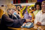 Utrecht 8 oktober 2025
Hare Majesteit Koningin Maxima, erevoorzitter van stichting MIND Us, lanceerde vandaag het digitale platform In je bol in Utrecht.