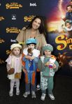 Utrecht 12 oktober 2025
Premiere de club van sinterklaas in kinepolis . Leslie Keijzer met kinderen