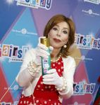 Rotterdam 12 oktober 2025
Premiere Hairspray in het oude Luxor in Rotterdam. marijke Helwegen met een vriendin