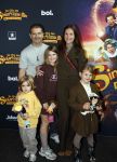 Utrecht 12 oktober 2025
Premiere de club van sinterklaas in kinepolis . marly v d Velde met partner en kinderen