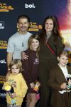 Utrecht 12 oktober 2025
Premiere de club van sinterklaas in kinepolis . marly v d Velde met partner en kinderen