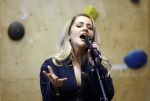 Utrecht 8 oktober 2025
Hare Majesteit Koningin Maxima, erevoorzitter van stichting MIND Us, lanceerde vandaag het digitale platform In je bol in Utrecht. Pleun Bierbooms