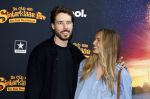 Utrecht 12 oktober 2025
Premiere de club van sinterklaas in kinepolis . Romee Strijd met man Laurens v Leeuwen