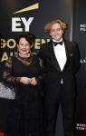 Utrecht 3 oktober 2025
Uitreiking gouden kalveren op het Nederlands film festival. Sharon Dijksma met zoon