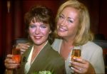 28 Augustus 1995
Myrna Goossen en Viola Holt