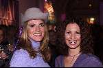 Naarden Vesting 1-11-1999
Uitreiking boek van Leco van Zadelhoff in het Arsenaal in Naarden Vesting
Leontine Borsato en Danielle Overgaag met cowboy-hoed