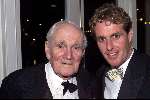 23 November 1999
Premiere nieuwe James Bond Film in Tushinky in Amsterdam.
Edwin Smulders met Mr. Q uit de James Bond films.