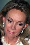 Amsterdam 20-11-1999
Unicef Gala in het Sheraton Hotel Schiphol.
Roger Moore en zijn vrouw Kristina.