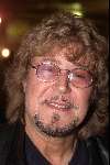 Volendam 29 november 1999
Uitreiking boek ONE WAY WIND
PIET VEERMAN