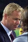 Barcelona, 23 oktober 1999
FC Barcelona-Athletic de Bilbao, 4-0
Ronald Koeman als assisent in hesprek met spaanse TV
