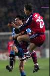 Eindhoven 26 oktober 1999
PSV-Bayern Munchen, eindstand
Thomas Linke in duel met Ruud v Nistelrooy