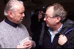 Amsterdam 17-11-1999
Uitreiking Edison van de eeuw in Amsterdam.
Youp v t Hek in gesprek met Toon Hermans