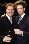 Tilburg, 6 november 2000
Premiere LITTLE SHOP OF HORROR
Albert Verlinde met vriend met glas champagne