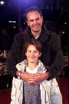Amsterdam 21 november 2000
Premiere van de film Dinosaur.
Bert Kuizenga met zoontje Job