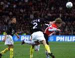 Eindhoven, 26 november 2000
PSV-NAC, eindstand 2-1
Joonas Kolkka  kopbal  mooie aktiefoto