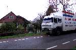 16 november 2000
Verhuiswagen bij Katja Schuurman.