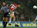Eindhoven, 23 november 2000 
UEFA-cup PSV-PAOK Thessaloniki, eindstand 3-0
Mark v Bommel  kopbal  mooie aktie