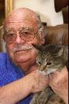 Amsterdam 20 november 2000
Pistolen Paultje. Paul Wilting met poes