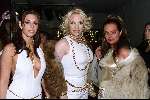 Amsterdam 17 november 2000
Playboy feest in de Escape.
Sexy Tara BB , een travestiet en Sabine BB.