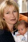 Nigtevecht 12 november 2001
Annemiek Verdoorn met haar zoontje Davy