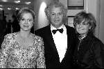 Scheveningen12 november 2001
 Rode Kruis Gala in het Kurhaus.
Eddie de Kroes en zijn vrouw(r) en een vriendin

Peter Smulders bv