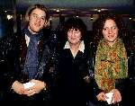 30 januari 1993 Hedy D\'ancona met haar dochter en Jasper Krabbe bij de premiere VALS LICHT