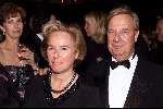 Scheveningen12 november 2001
Rode Kruis Gala in het Kurhaus.
Nina Brink met man