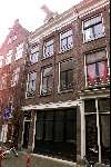 Amsterdam 16 November 2001
Paul de Leeuw huis om de hoek
