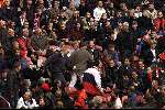 AMSTERDAM 18 NOVEMBER 2001
AJAX-NAC 1-3
vechtpartij op hoofdtribune